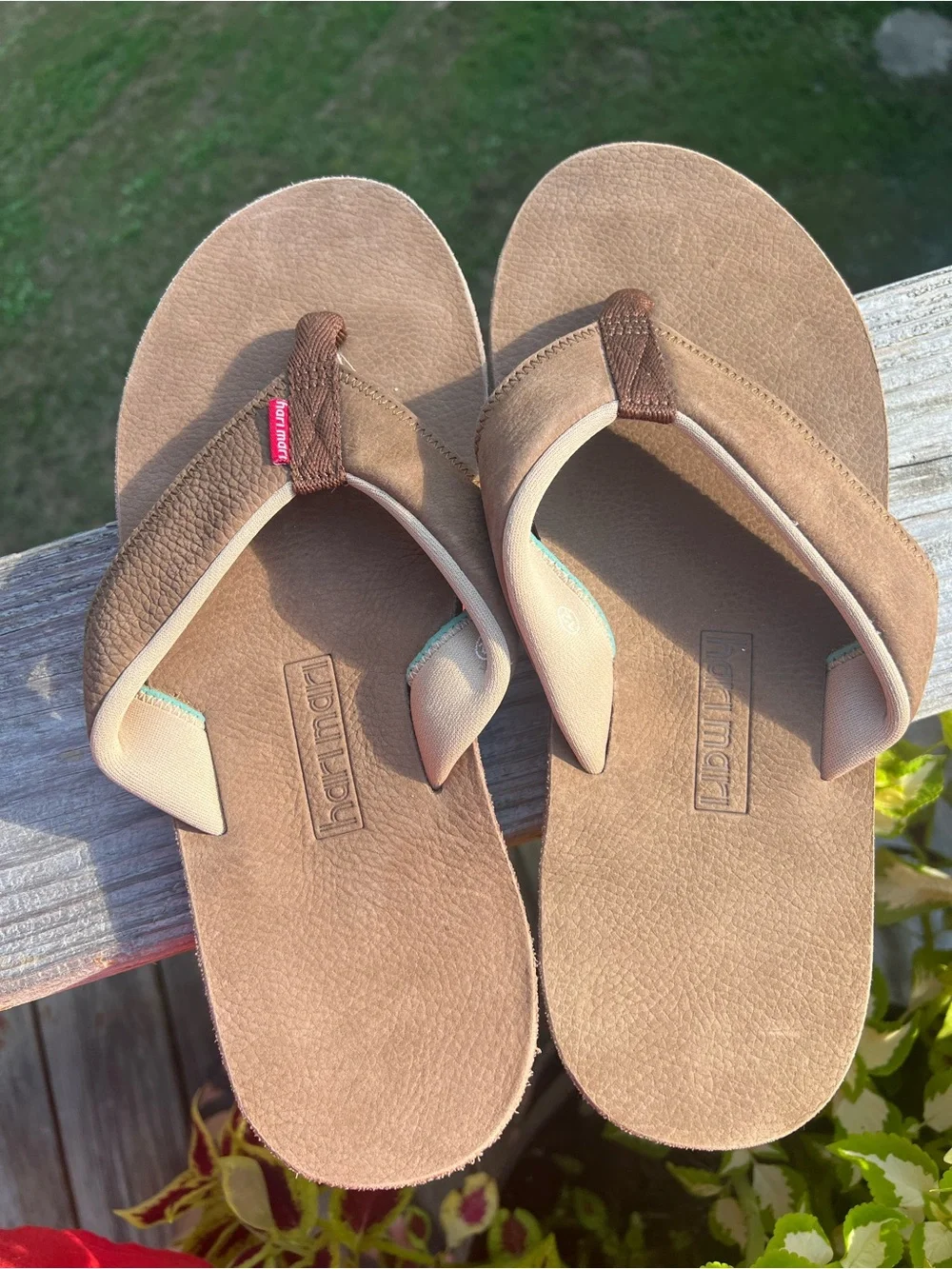 Reef Men's Tan Brown Suede Flip Flops